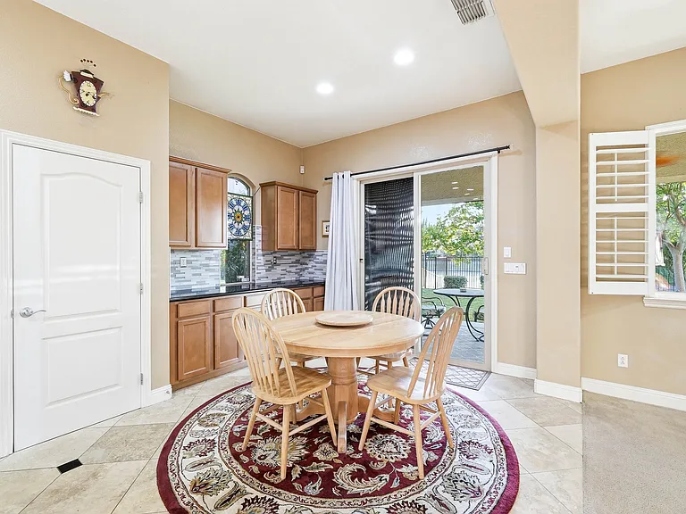 3800 Spalding Ct — Photo 20