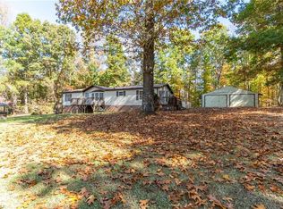 1374 McCray Rd, Burlington, NC 27217