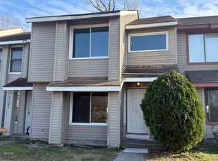 5583 Old Guard Cres, Virginia Beach, VA 23462