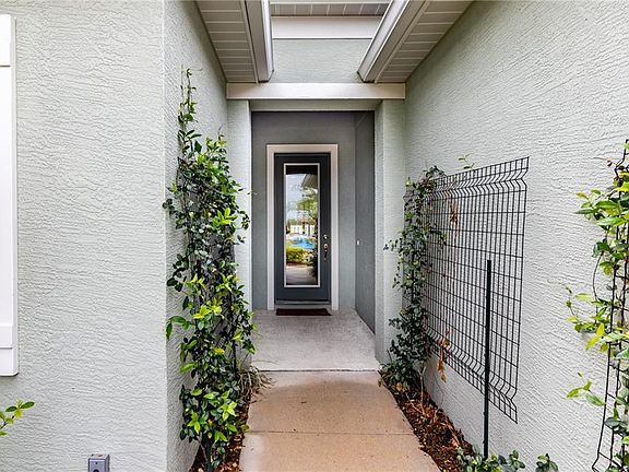 5th image of 11854 Forest Park Cir