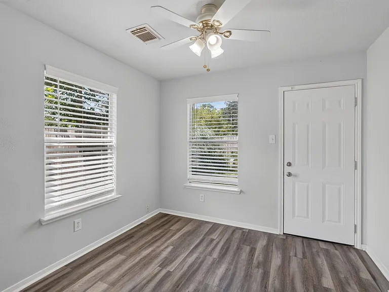 21907 Willow Shade Ln — Photo 20