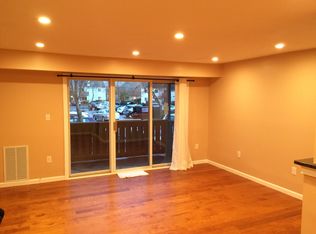 101 Aspen Dr, Plainsboro, NJ 08536