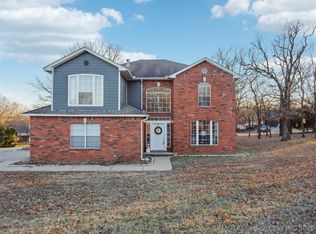 4630 Royal Oak Ln, Sapulpa, OK 74066