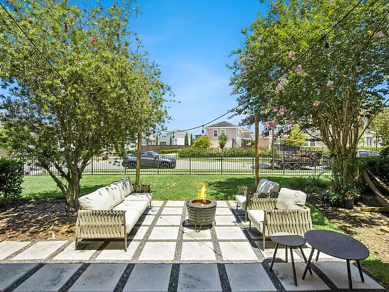 13273 Granger Ave — Photo 34