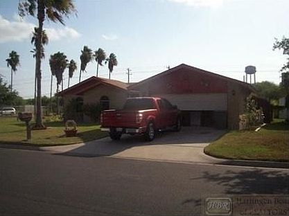 1st image of 105 Park Ln W