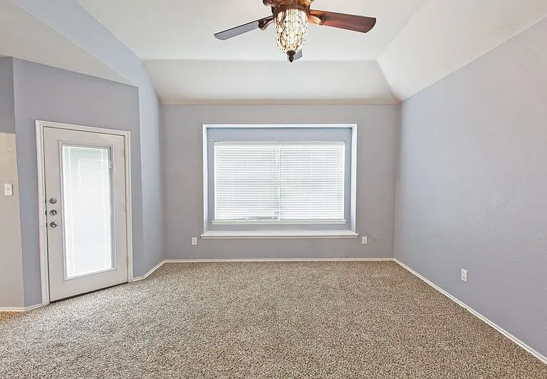 1201 Rain Fern Dr — Photo 35