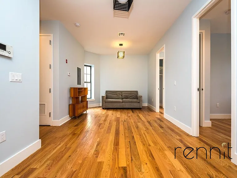 137 Albany Ave #2F — Photo 3