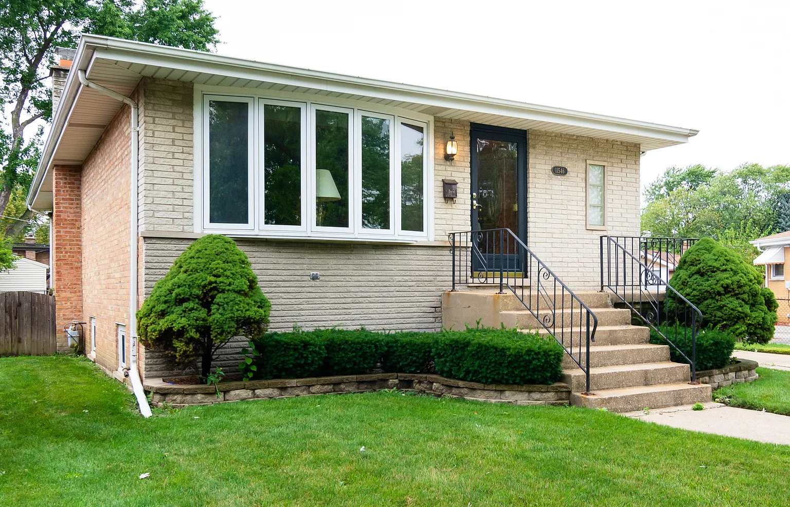 11546 S Kildare Ave photo 1