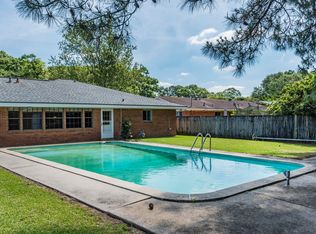 402 Daniel Dr, Lafayette, LA 70503