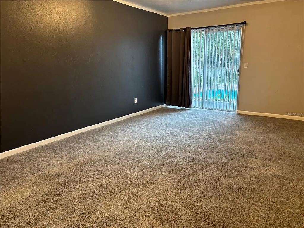 1 bed, 1.0 bath, 571 sqft, $1,300 — Photo 3