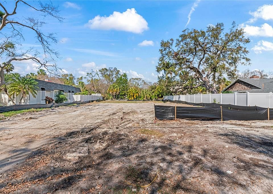 1st image of 4513 W MELROSE AVENUE LOT 3