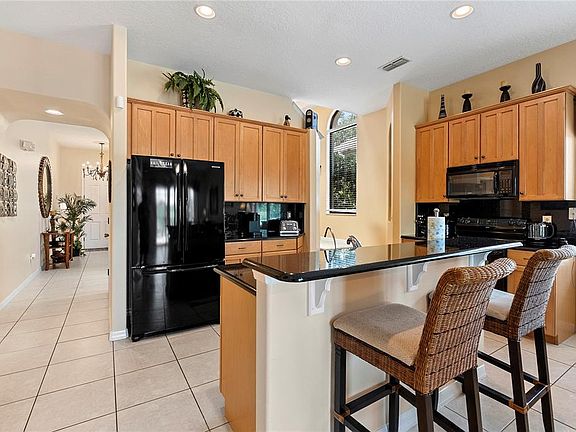 2nd image of 358 LAKE DAVENPORT CIRCLE