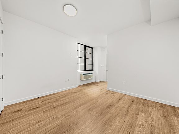 5th image of 40 Bruckner Blvd #708