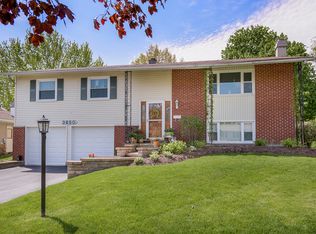 3650 N Firestone Dr, Hoffman Estates, IL 60192