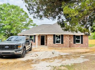875 Old Highway 11, Carriere, MS 39426