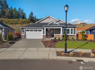 2921 Arrowroot Loop SE, Lacey, WA 98513