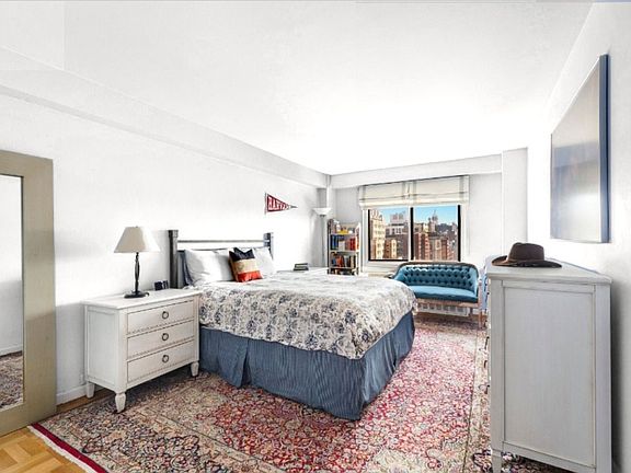 3rd image of 175 W 12th St APT 17H