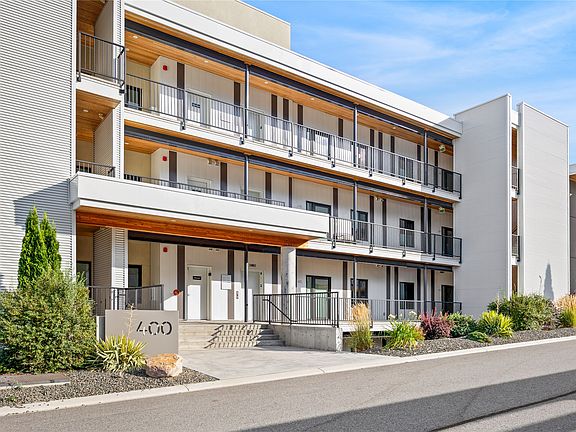 2nd image of 400 Vista Pl #422