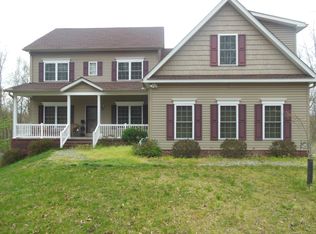 1011 Barrington Hill Rd, Fayetteville, WV 25840