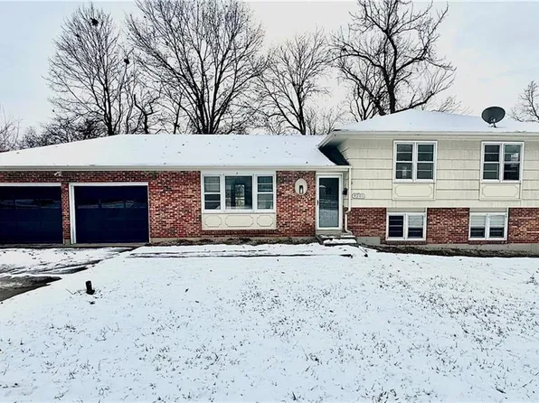 9201 E 87th St, Raytown, MO 64138