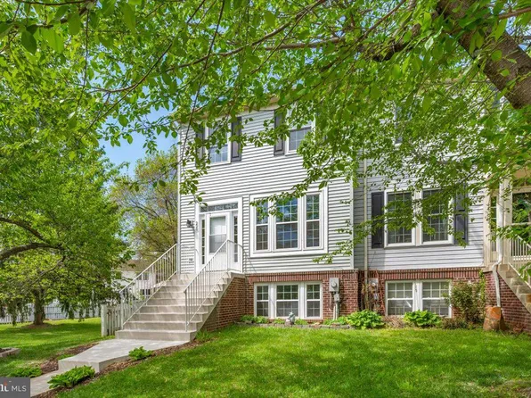 228 Heritage Ct, Walkersville, MD 21793