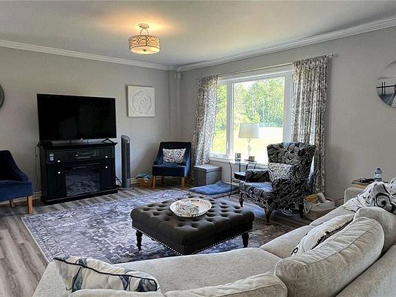 5th image of 318 Norris Rd