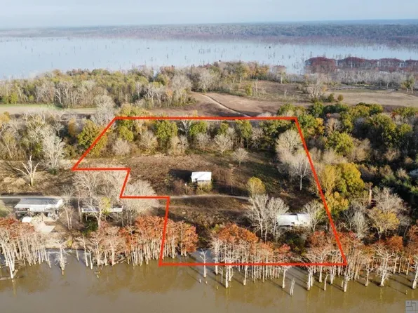 359 Lake Side Ln, Woodville, MS 39669