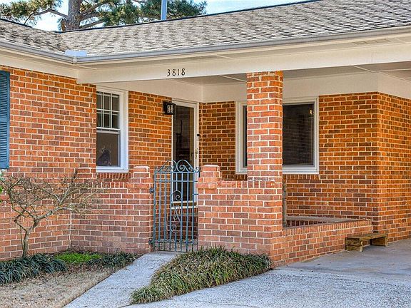 3rd image of 3818 Pine Knoll Ct