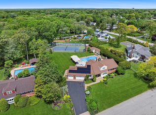 9 Dove Lane, Bay Shore, NY 11706
