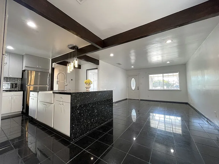 8824 Tyrone Ave — Photo 2