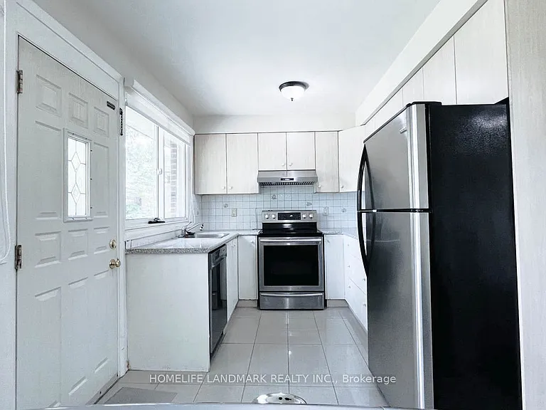 16 Lochinvar Cres #MAIN — Photo 12