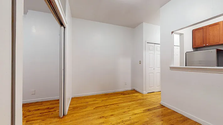 Rented by Bond New York | media 4