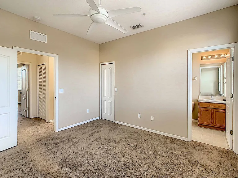 13306 Daniels Landing Cir — Photo 10