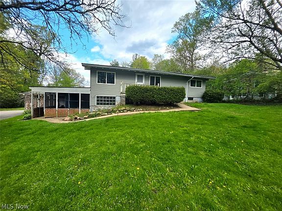 2nd image of 7620 Birchmont Dr