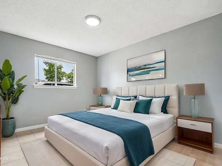 Sunrise Villas — Photo 48