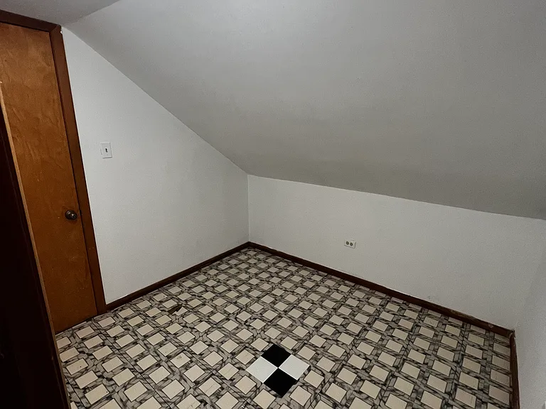 4349 S Komensky Ave — Photo 5