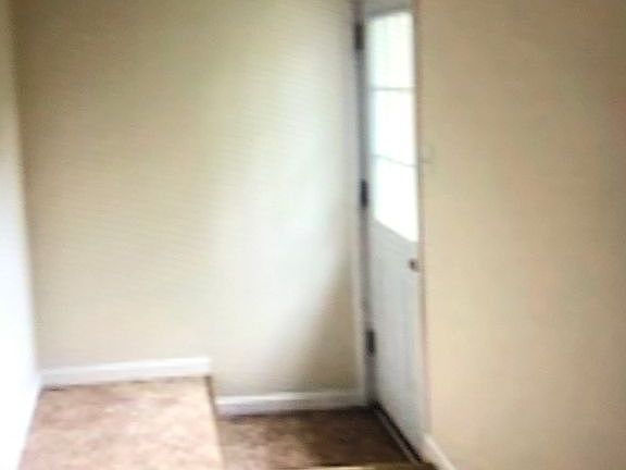 4th image of 61 Velore Ave