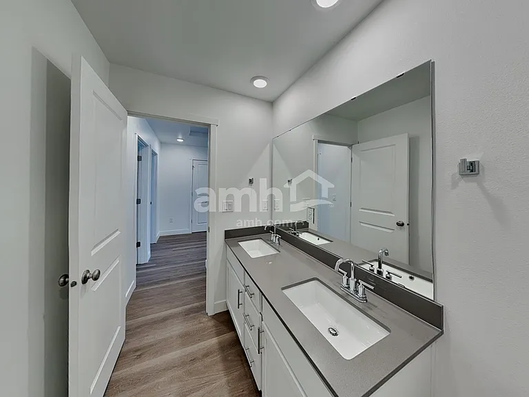 4808 85th Dr NE — Photo 15