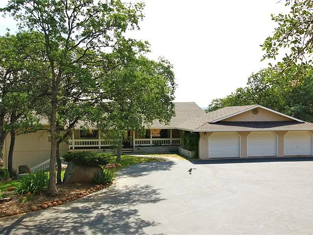 13873 Florence Way photo 1