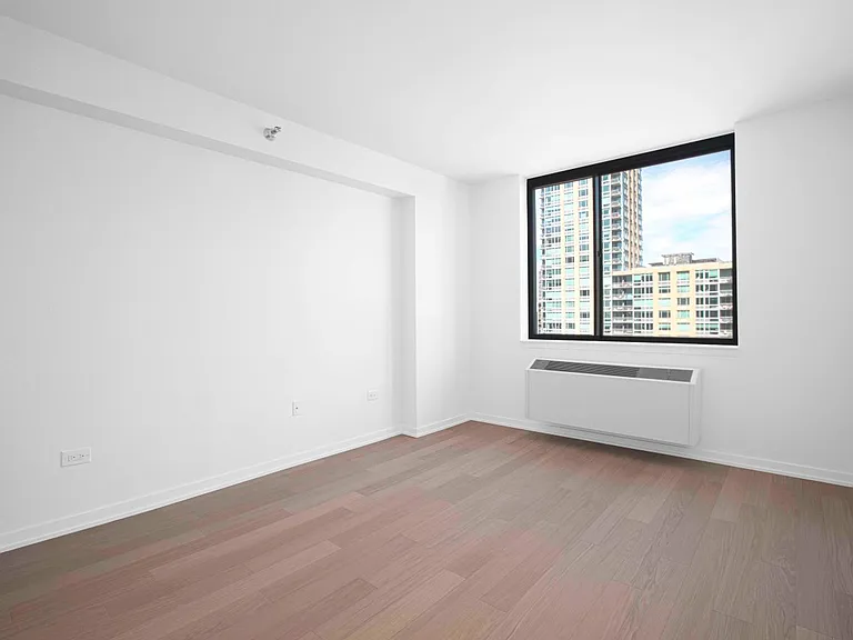 75 W End Ave #P20E — Photo 9