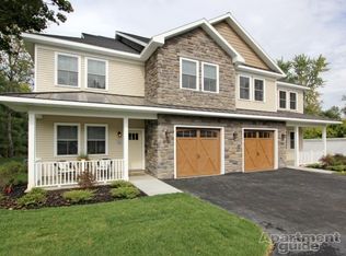 6-14 Cedarview Ln #10, Watervliet, NY 12189