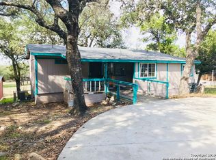 713 Shadyview Dr, Canyon Lake, TX 78133