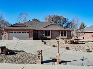 801 Hays Cir, Longmont, CO 80504