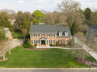 3025 Foxridge Rd, Charlotte, NC 28226