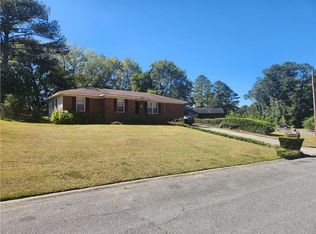 3756 Greenbriar Rd, Macon, GA 31204
