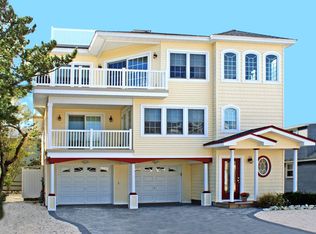 22 E 52nd St, Brant Beach, NJ 08008