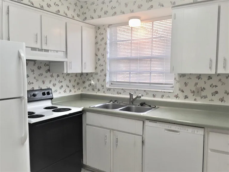 5201 Atlantic Blvd #41 — Photo 20