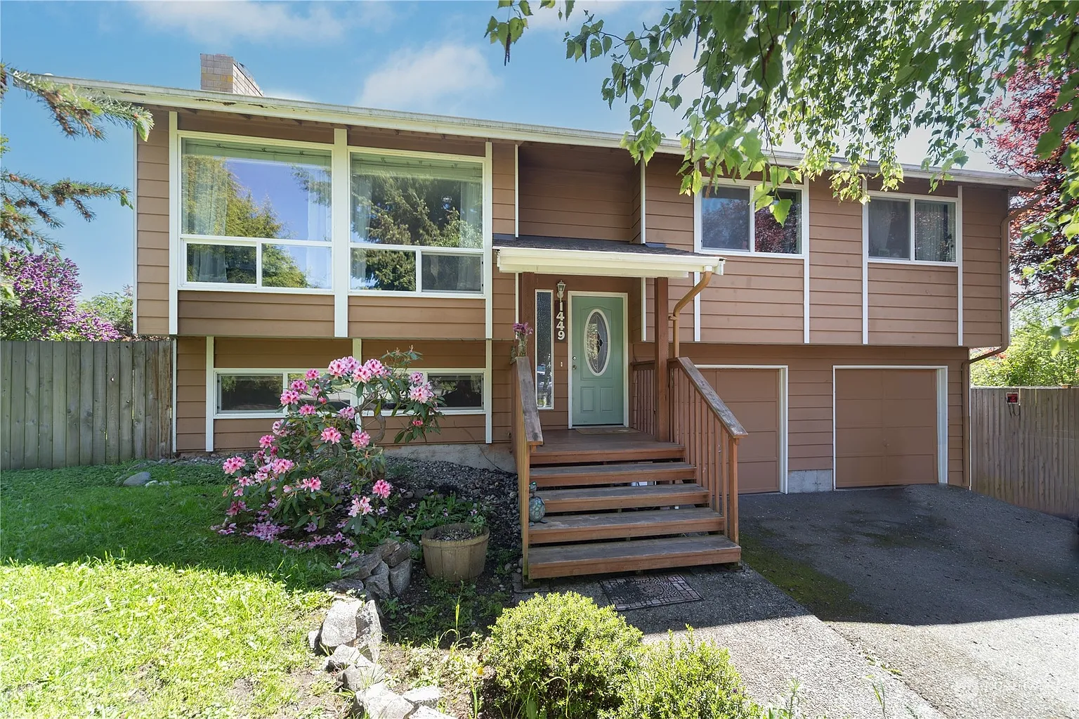 1449 Lopez Avenue photo 1