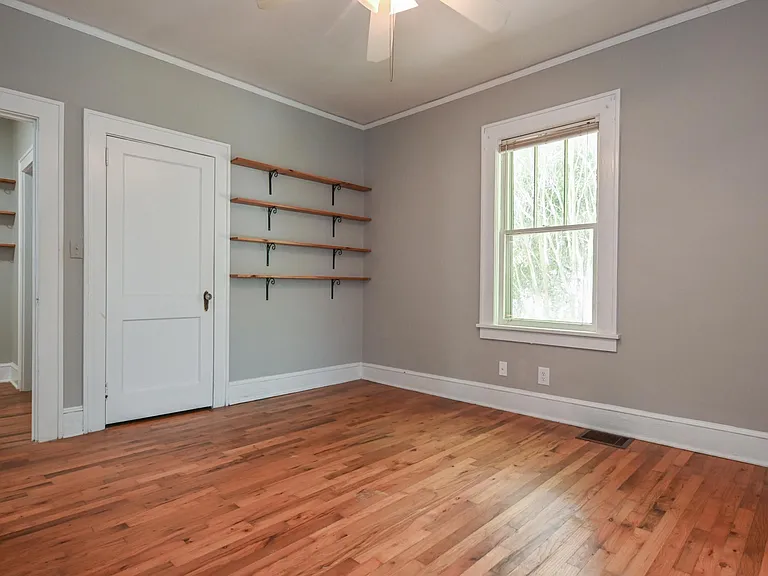 1095 Oconee St — Photo 43