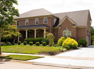 2204 Woodburn Hall Rd, Lexington, KY 40515